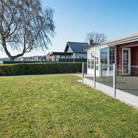 Feriehus One-bedroom Holiday In Bjert 2